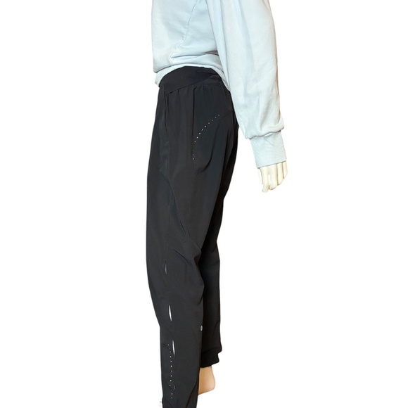 Lululemon Reflective Track Jogger / Lightweight Woven Pants – Black, Size 6 - Picture 3 of 5